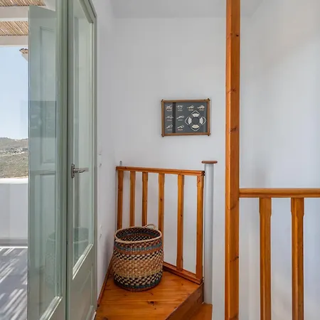Sea Serifos *